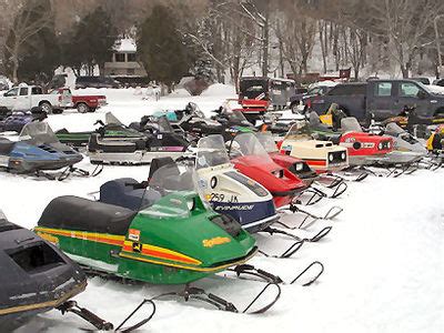 5600 northern <strong>Maine</strong> miles, zero miles in southern <strong>Maine</strong>. . Craigslist maine snowmobiles